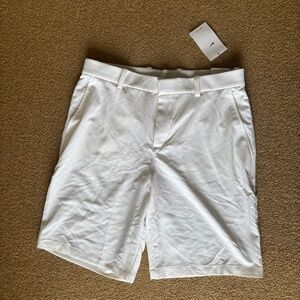 Nike Drifit Men’s golf shorts Size 34